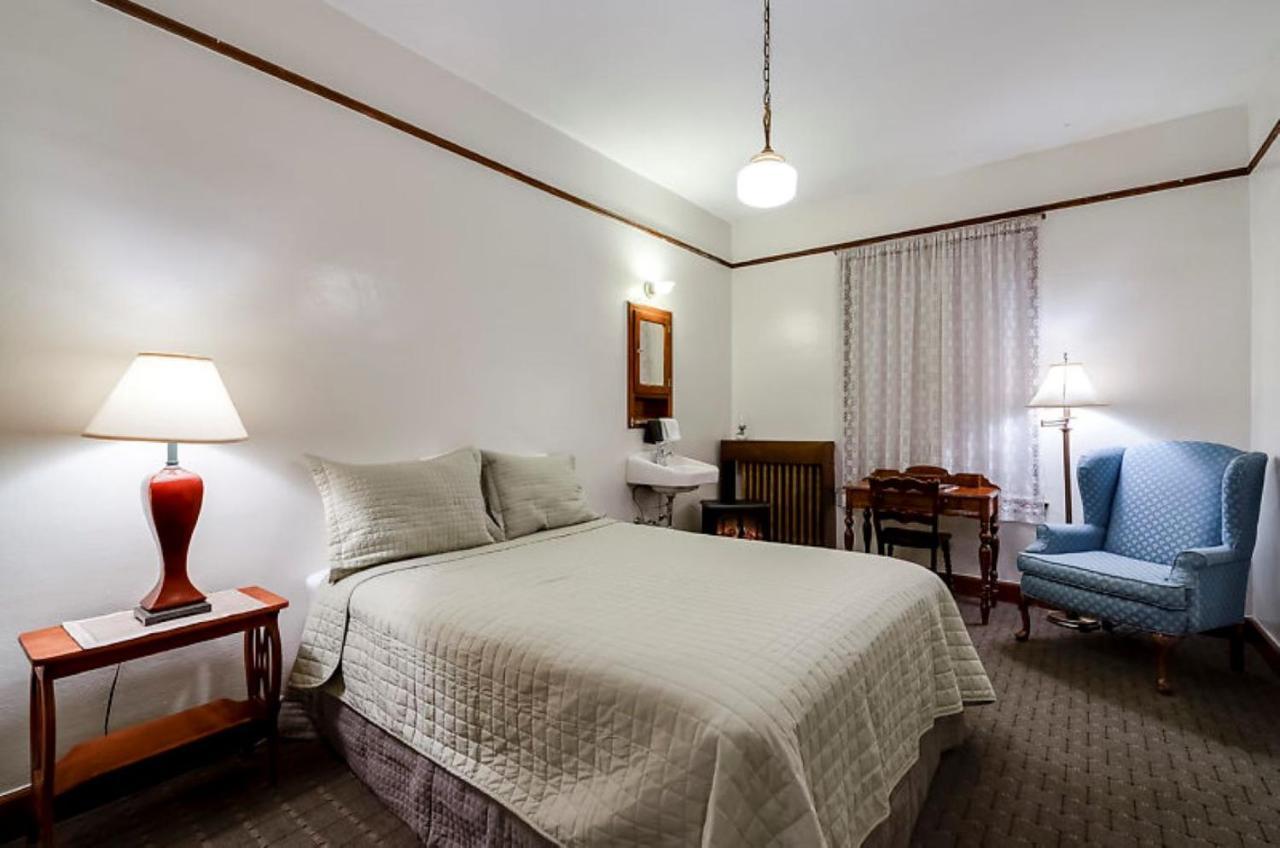 Ryan Hotel ウォレス エクステリア 写真